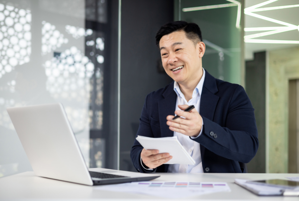 Man learning how to maximize his eb-5 investment return